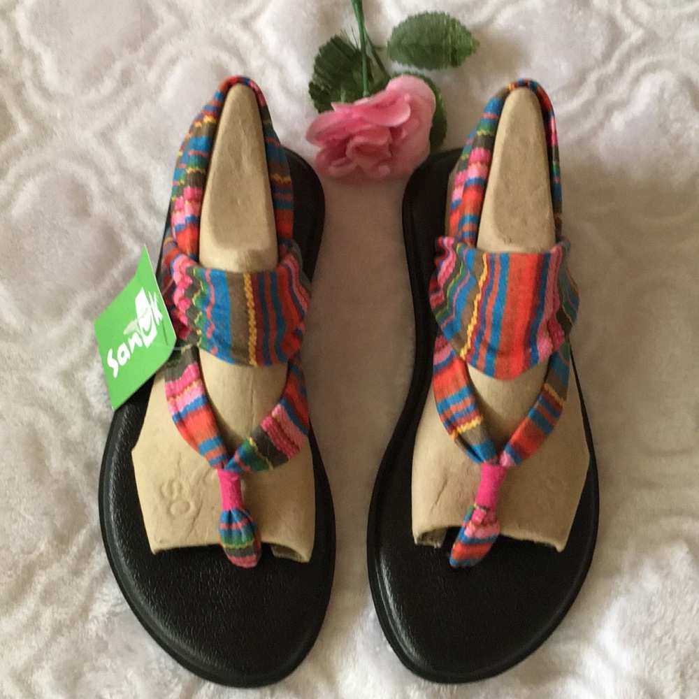 SANUK girls YOGA SANDALS, size 4-5 (women’s 5)